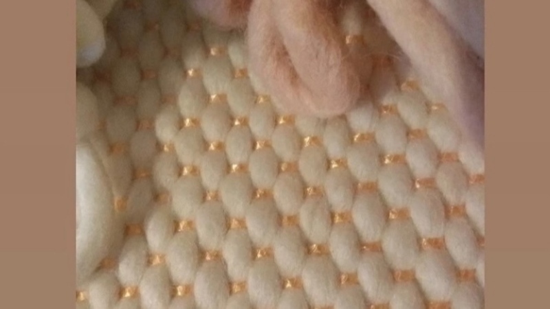 Initiation au tissage avec un métier à tisser